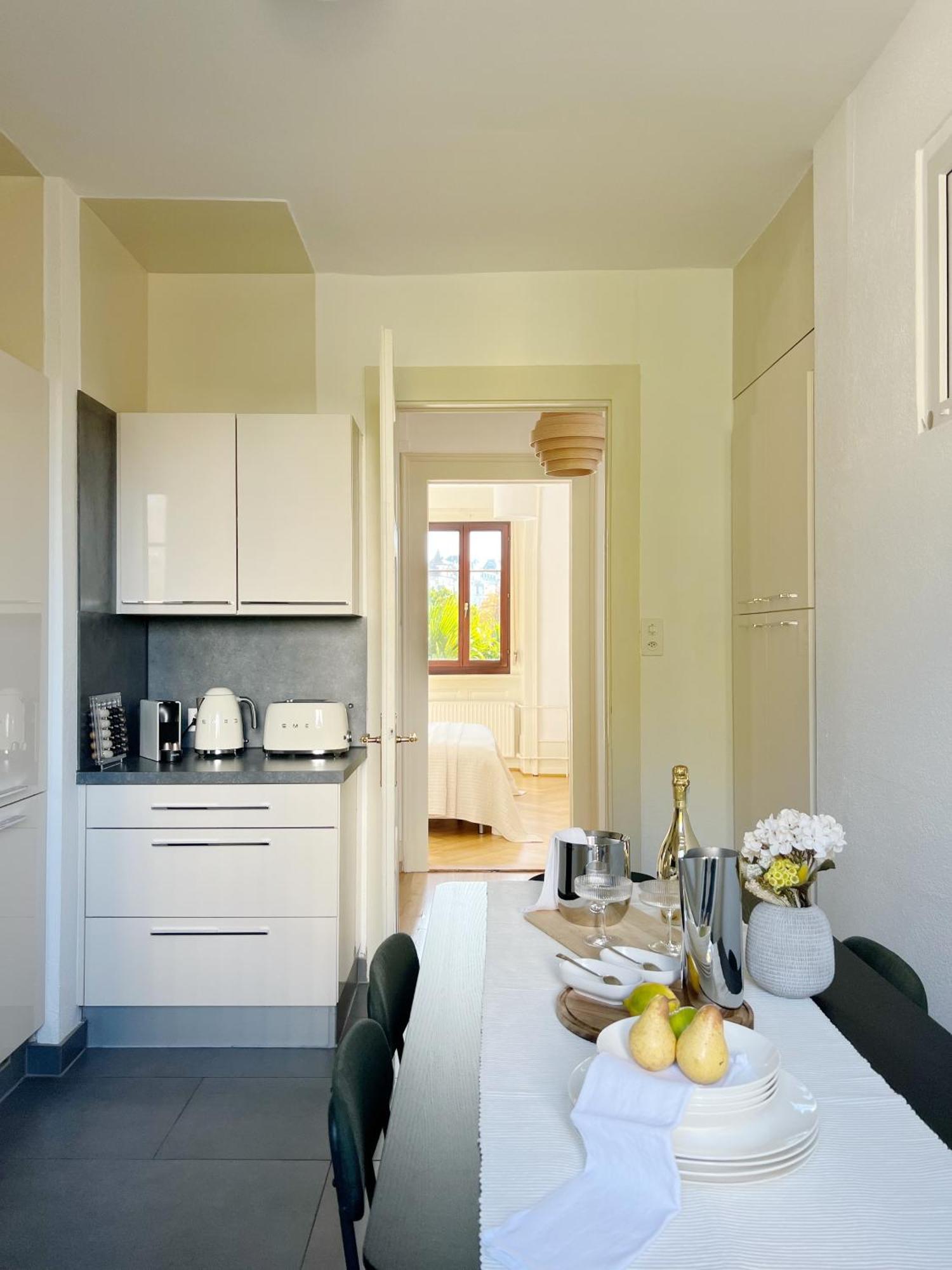 Montreux Riviera Suite Waterfront 3 Bedrooms Private Parking Eksteriør bilde