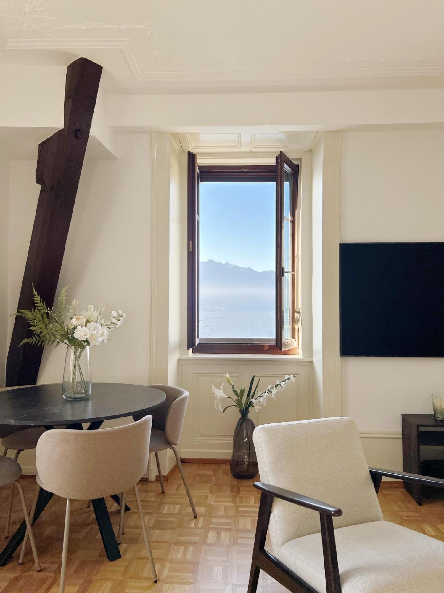Montreux Riviera Suite Waterfront 3 Bedrooms Private Parking Eksteriør bilde